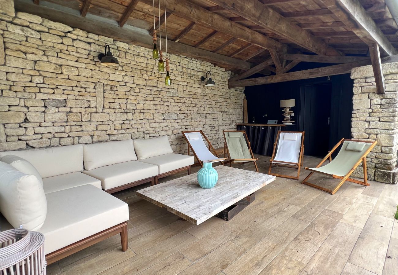 Maison à Rivedoux-Plage - JASMIN maison spacieuse avec piscine chauffée privée